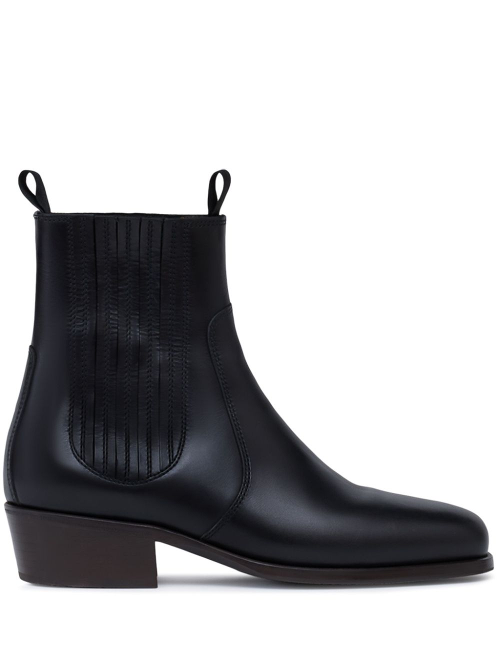 CHELSEA BOOTS