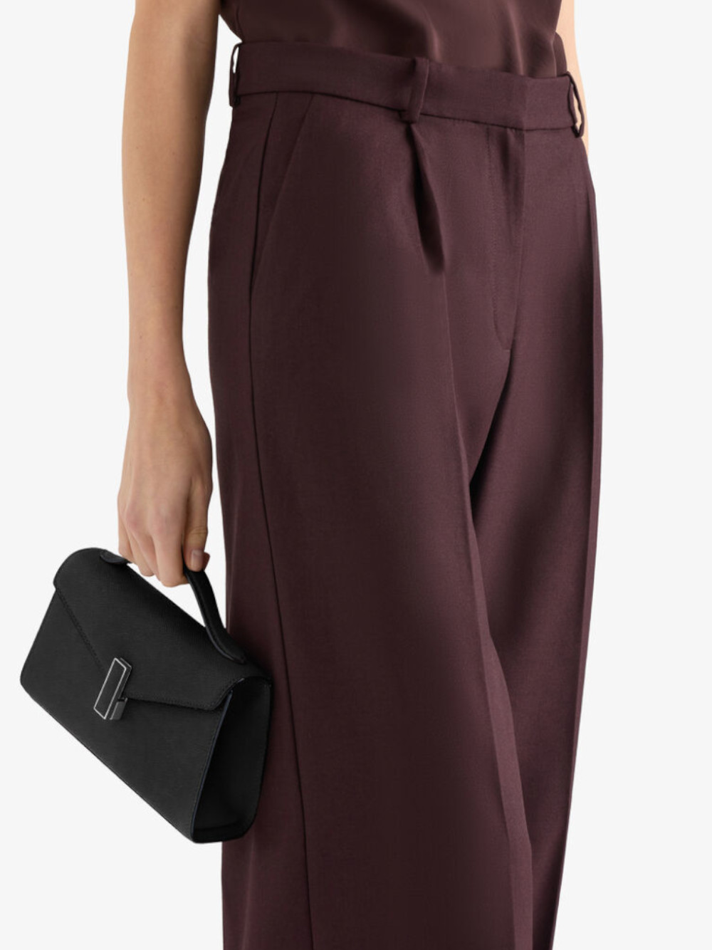 VALEXTRA CLUTCH ISIDE TIN CON MANIGLIA RIGIDA E TRACOLLA NERO dettaglio